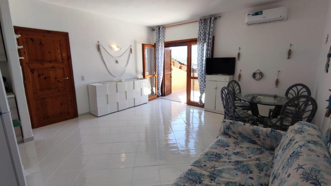 Appartamento Oltremare Vista Mare La Maddalena  Bagian luar foto