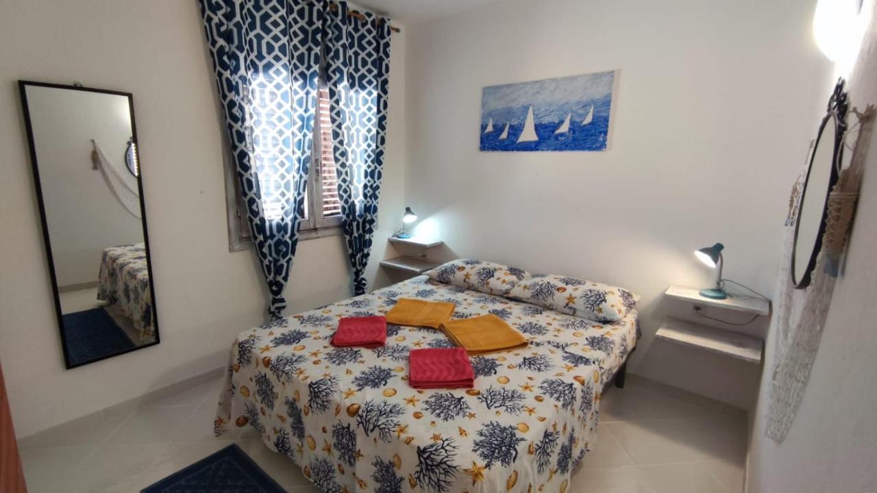 Appartamento Oltremare Vista Mare La Maddalena  Bagian luar foto
